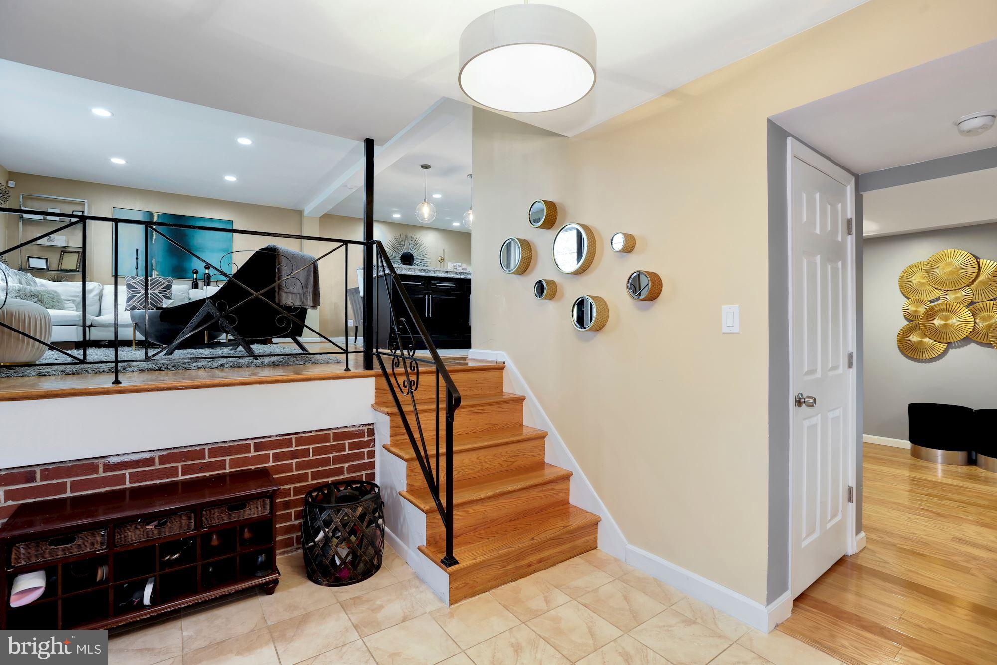 9807 Belhaven Road Bethesda, MD 20817 - Photo 7 of 49 Gallery Image 7