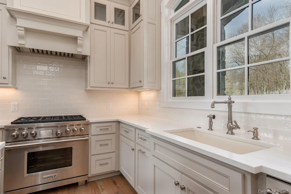 726 Mapleton Lane Columbus, NC 28722 - Photo 11 of 41 Gallery Image 11