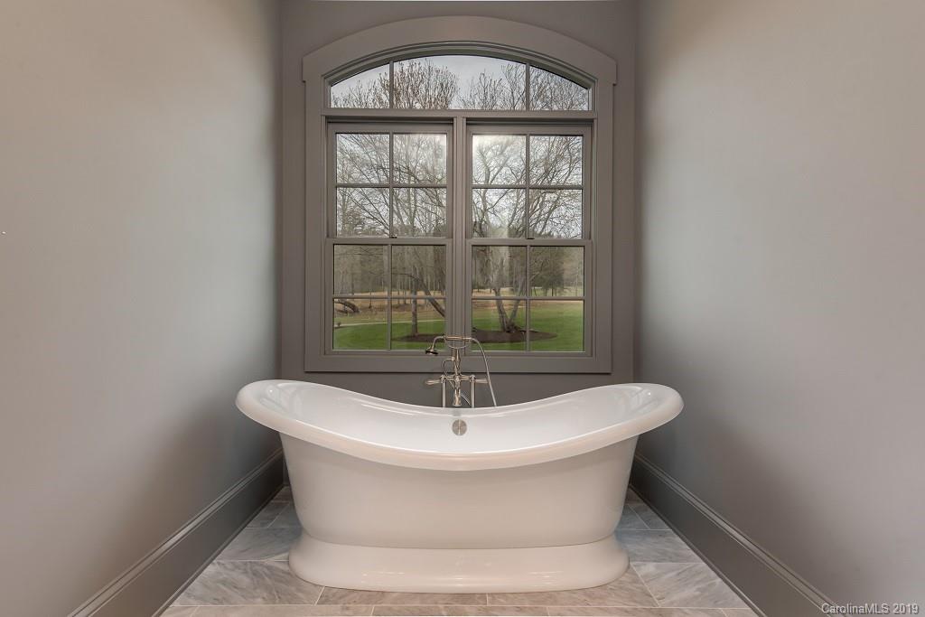 726 Mapleton Lane Columbus, NC 28722 - Photo 17 of 41 Gallery Image 17