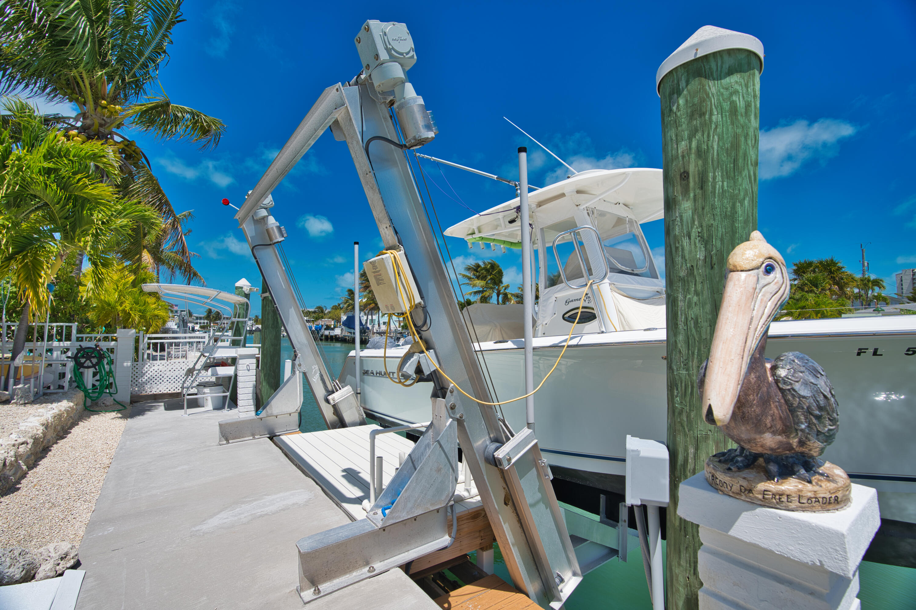 330-340 4th Street Key Colony Beach, FL 33051 - Photo 12 of 68 a view of a room with gym equipment