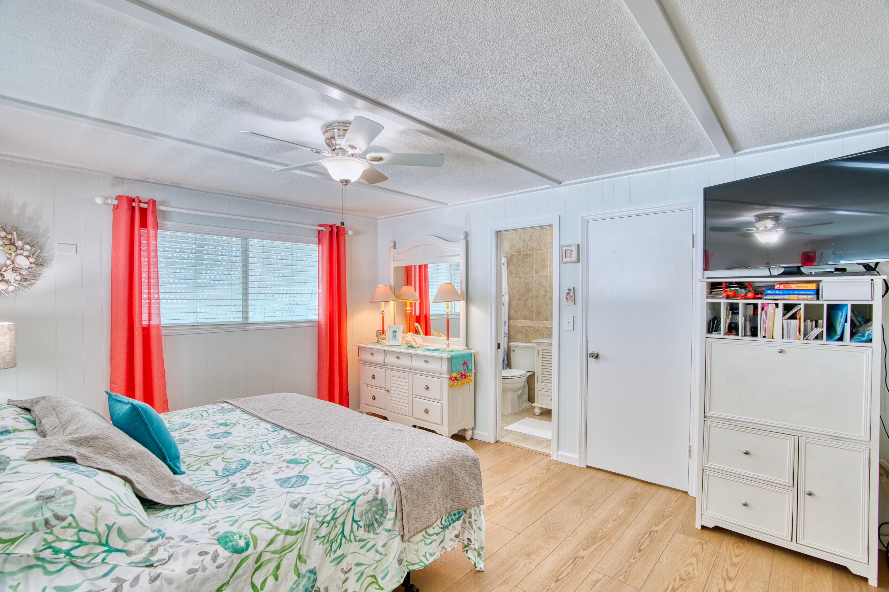 330-340 4th Street Key Colony Beach, FL 33051 - Photo 27 of 68 DSC01688_hdr