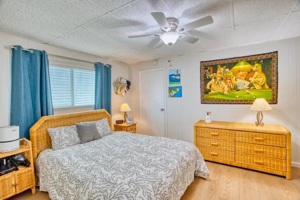 $1,899,000 | 330-340 4th Street, Key Colony Beach, FL 33051