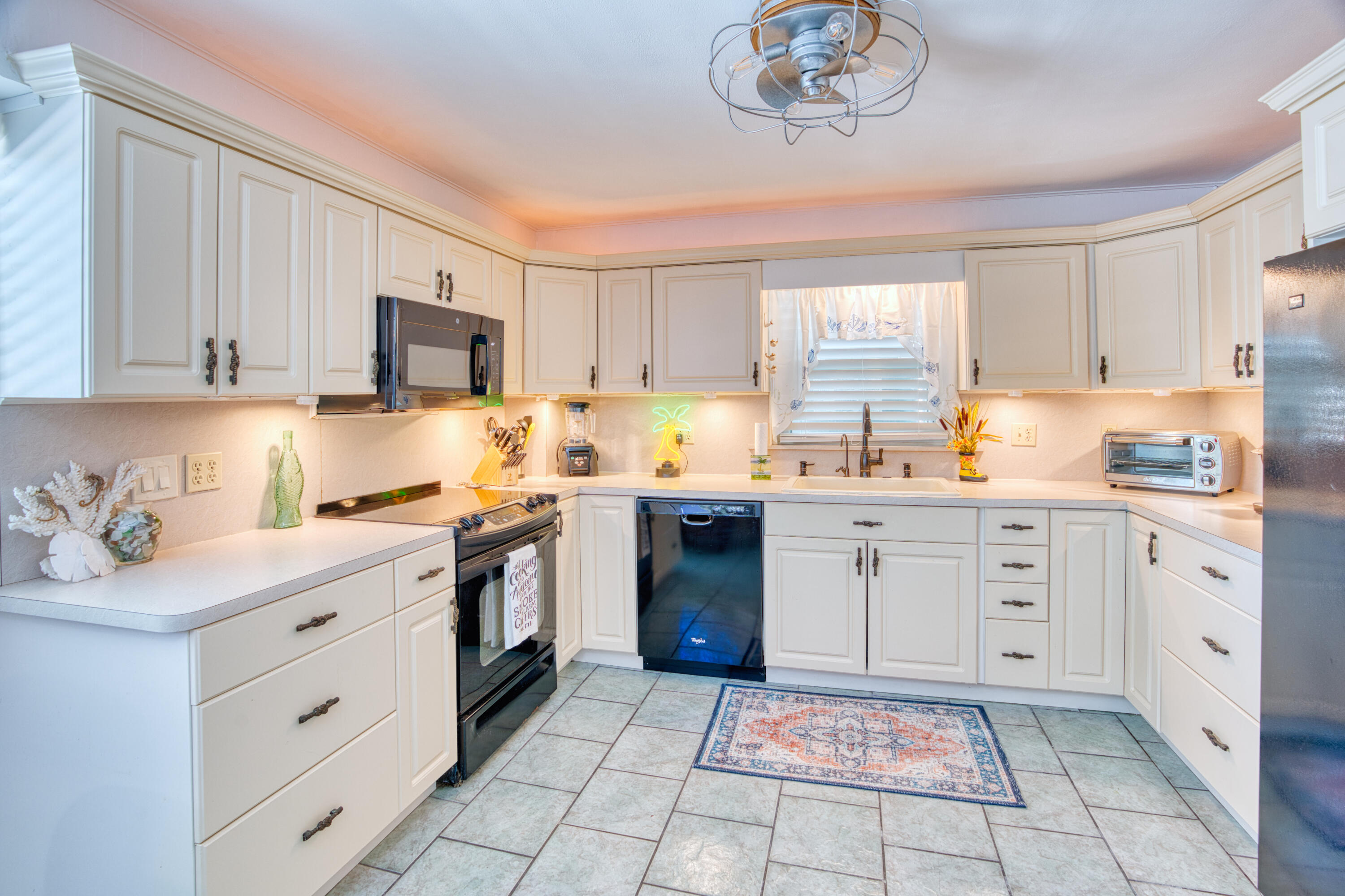 330-340 4th Street Key Colony Beach, FL 33051 - Photo 40 of 68 DSC01985_hdr