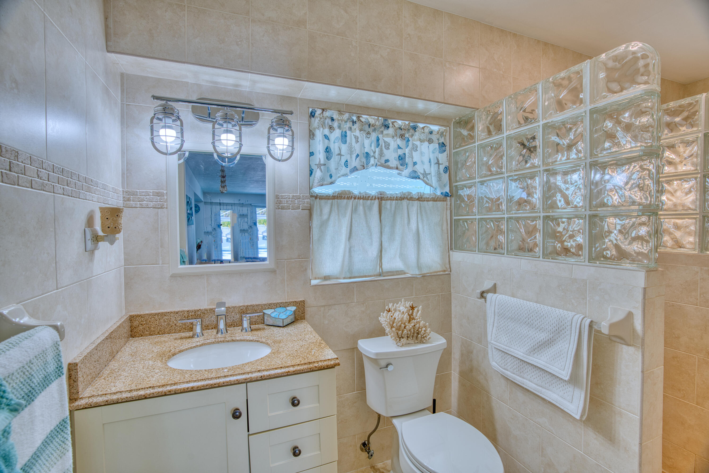 330-340 4th Street Key Colony Beach, FL 33051 - Photo 49 of 68 DSC01925_hdr