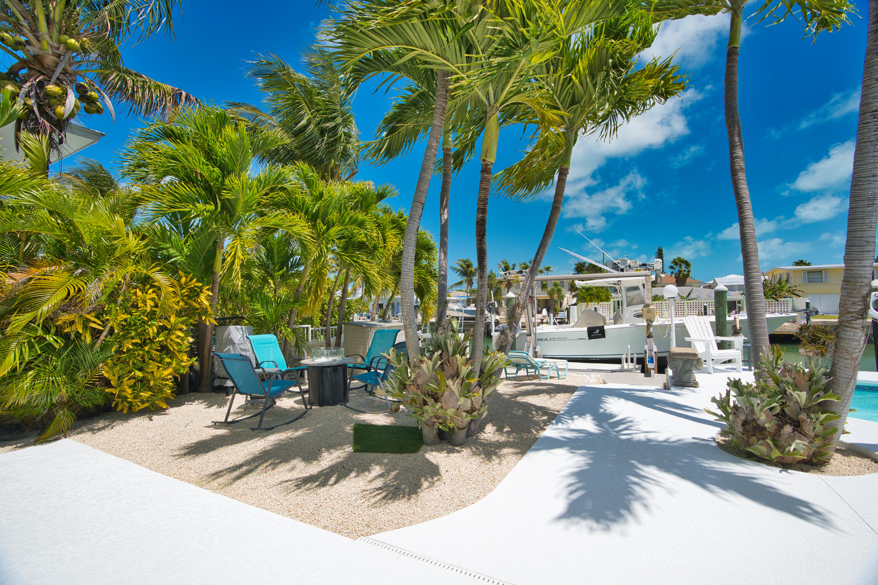 330-340 4th Street Key Colony Beach, FL 33051 - Photo 63 of 68 a view of a backyard of the house