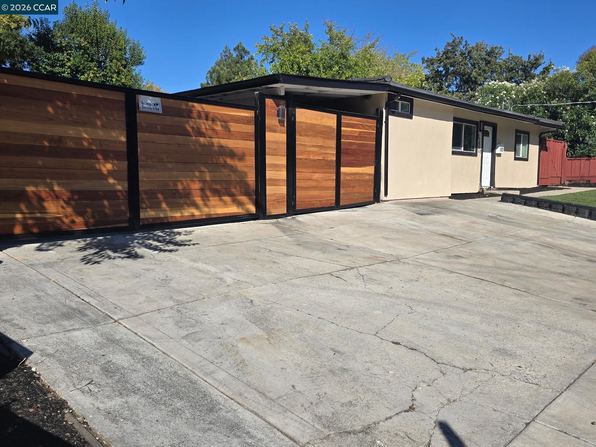 3121 Cowell Road Concord, CA 94518 - Photo 3 of 22 Gallery Image 3