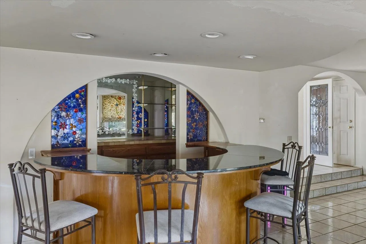 1050 Rice Canyon Road Fallbrook, CA 92028 - Photo 18 of 52 Family Room