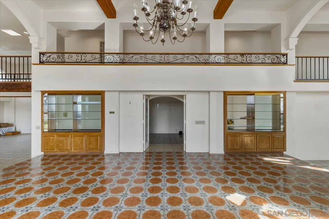 1050 Rice Canyon Road Fallbrook, CA 92028 - Photo 3 of 52 Entry