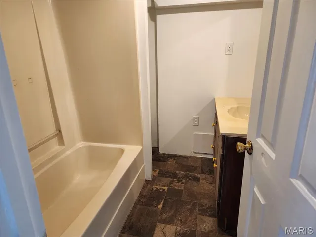 $269,000 | 138 Mulberry Street, Greenville, MO 63944