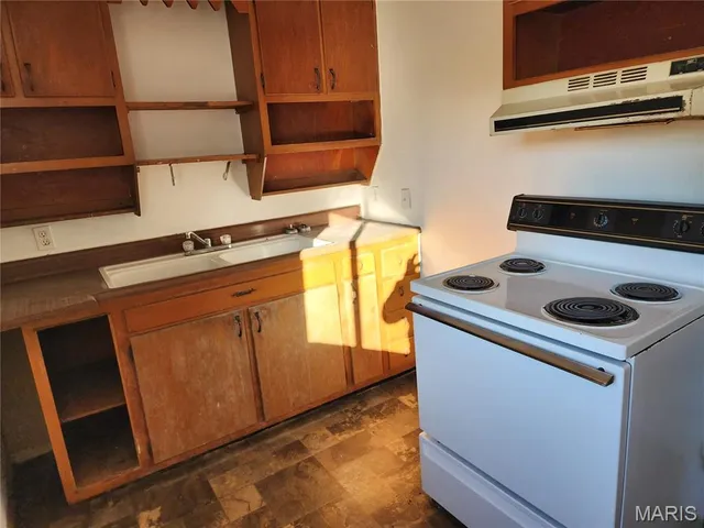 $269,000 | 138 Mulberry Street, Greenville, MO 63944