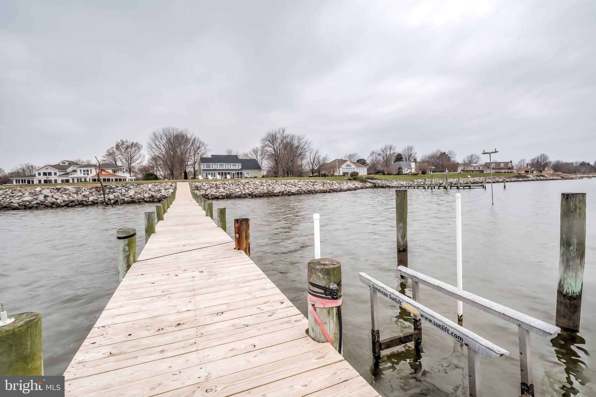 2911 Cox Neck Road East Chester, MD 21619 - Photo 41 of 52 Pier & Boat Lift