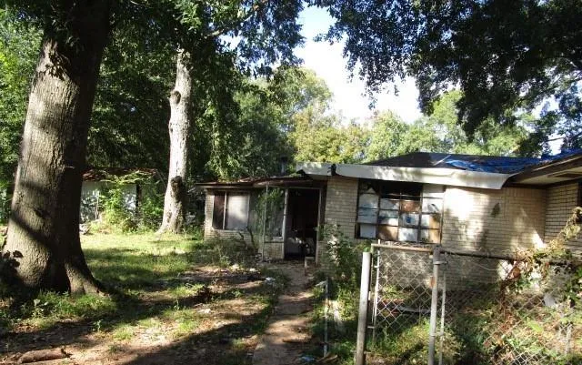 $34,900 | 2012 Simmons Street, Alexandria, LA 71301