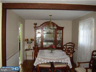 1554 Deer Run Road Warminster, PA 18974 - Photo 9 of 12 Dining Room