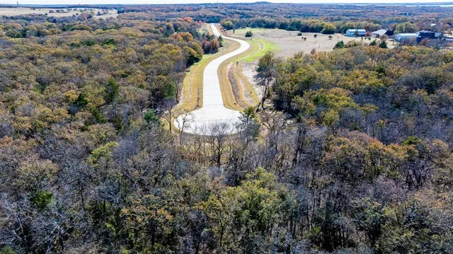 $224,900 | 25 Shady Oak Ln Valley View, Valley View, TX 76272