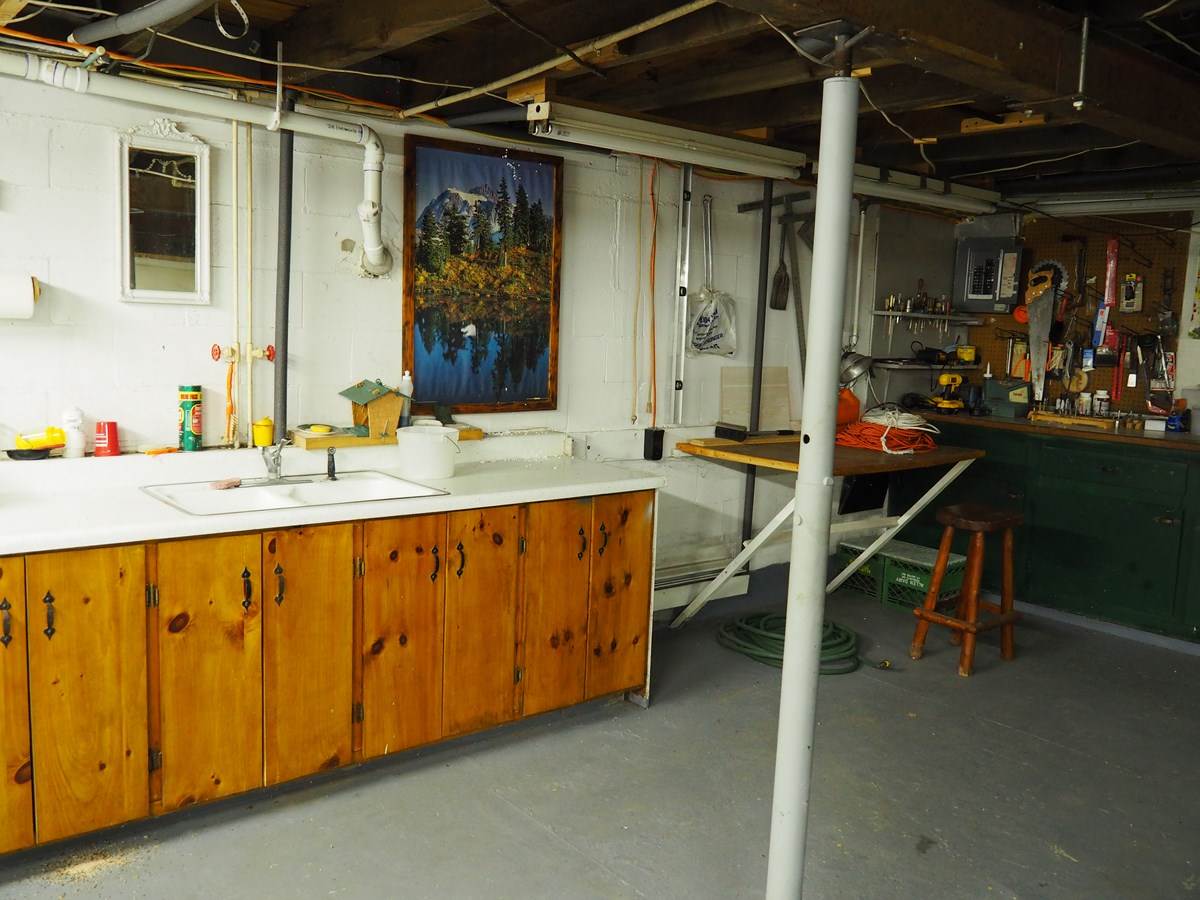 10550 Hooker Road Honor, MI 49640 - Photo 13 of 46 1844389-12.JPG