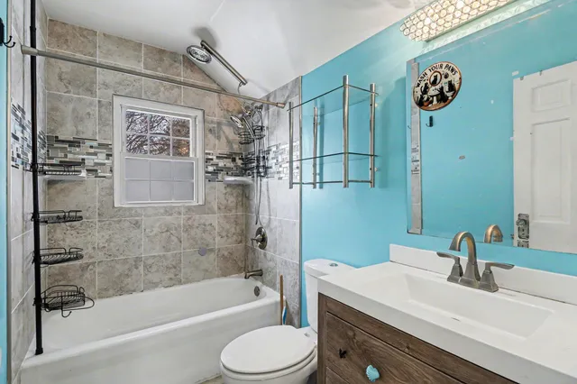 $195,000 | 739 Beverly Park Place, Jackson, MI 49203