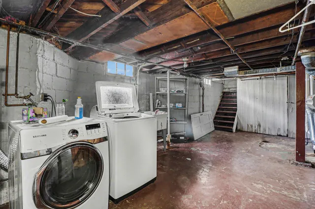 $195,000 | 739 Beverly Park Place, Jackson, MI 49203