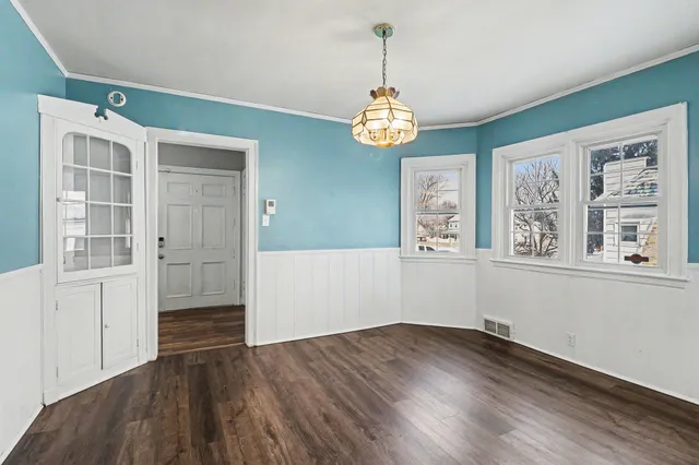 $195,000 | 739 Beverly Park Place, Jackson, MI 49203