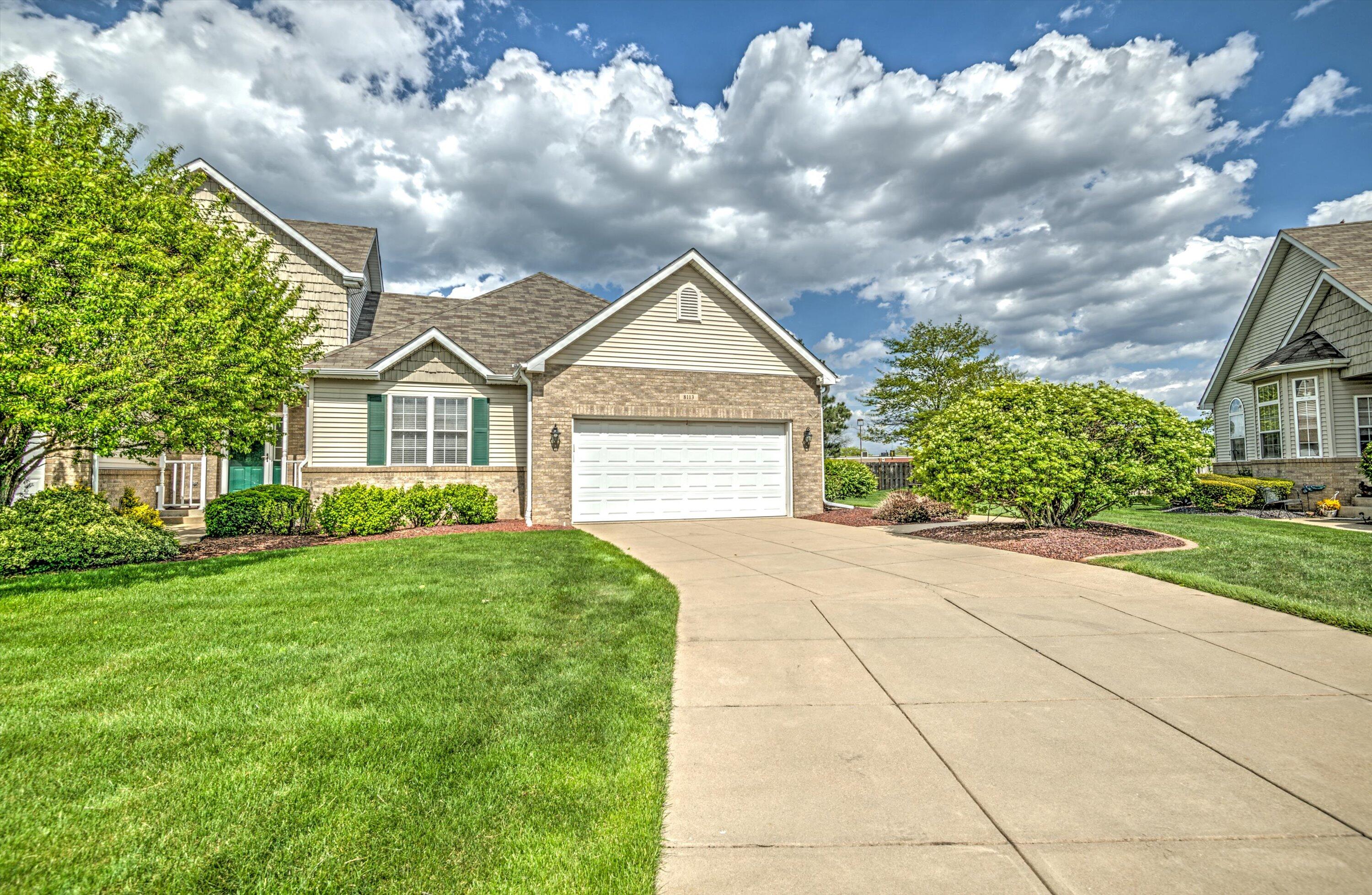8113 Victoria Place Crown Point, IN 46307 - Photo 1 of 29 3000x1958