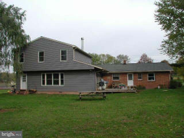 4211 Highland Road Elizabethtown, PA 17022 - Photo 2 of 9 Gallery Image 2