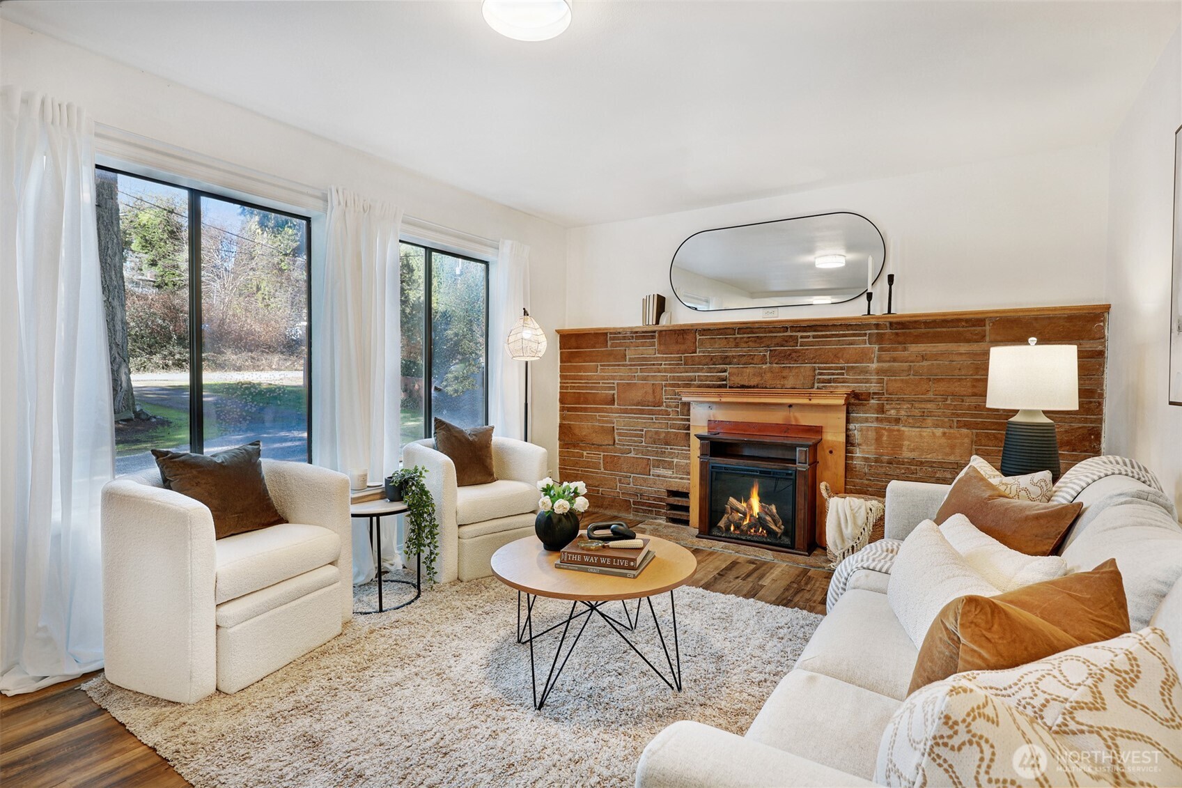 11142 8th Place South Seattle, WA 98168 - Photo 4 of 23