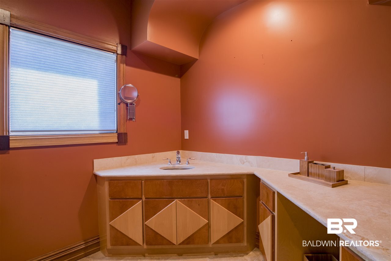 32537 River Road Orange Beach, AL 36561 - Photo 28 of 46 Bath