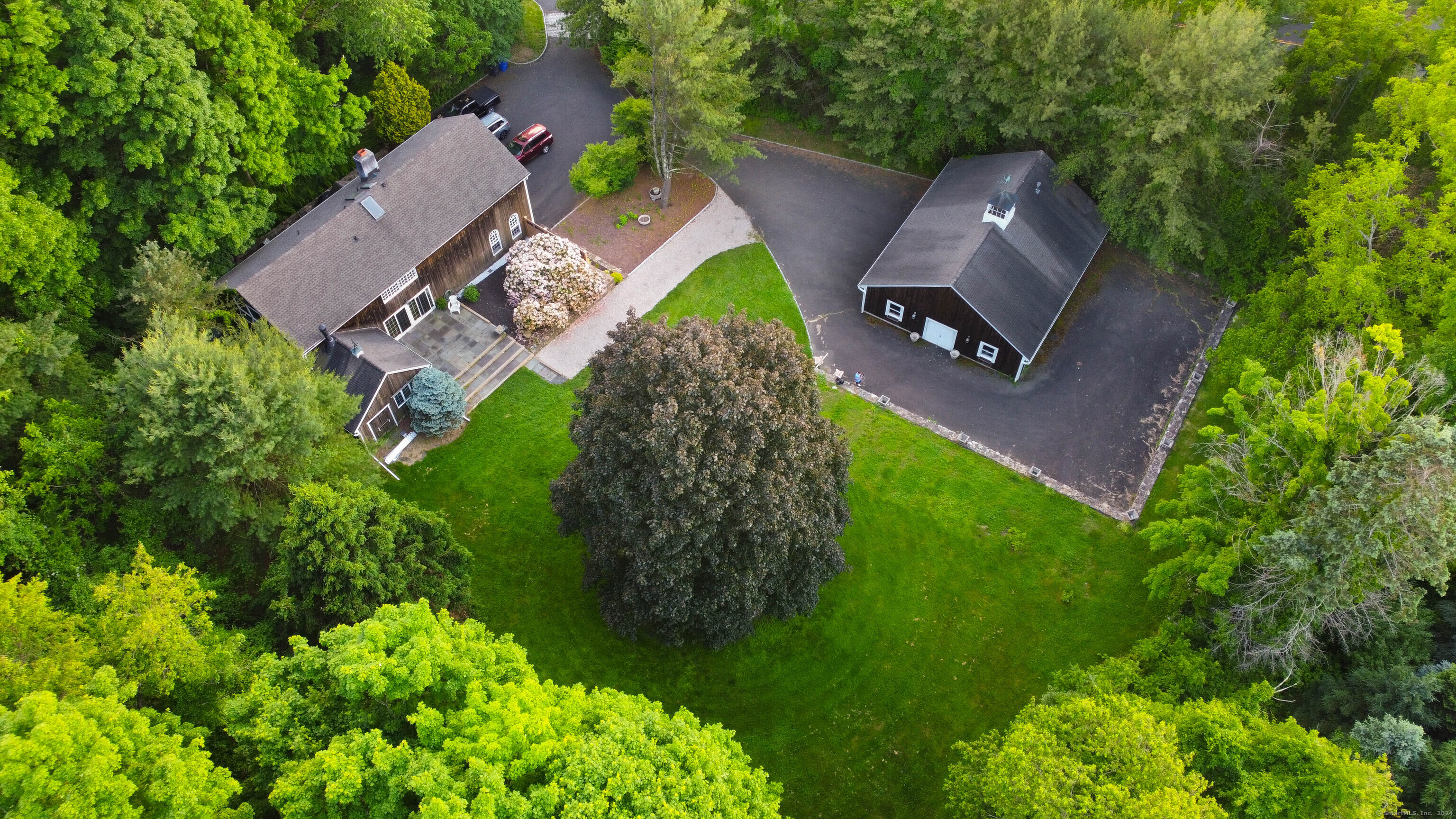 19 Whisconier Road Brookfield, CT 06804 - Photo 1 of 1