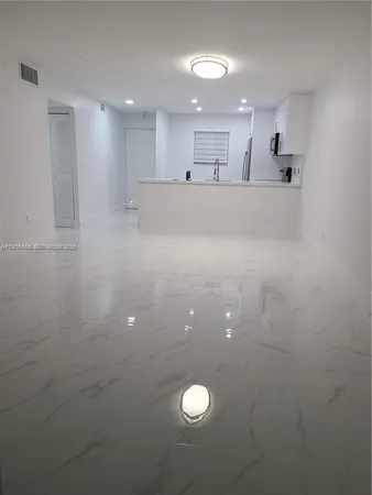 $2,450 | 7703 Camino Real, Unit A308, Miami, FL 33143