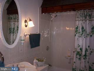 6922 Keystone Street Philadelphia, PA 19135 - Photo 5 of 6 Gallery Image 5