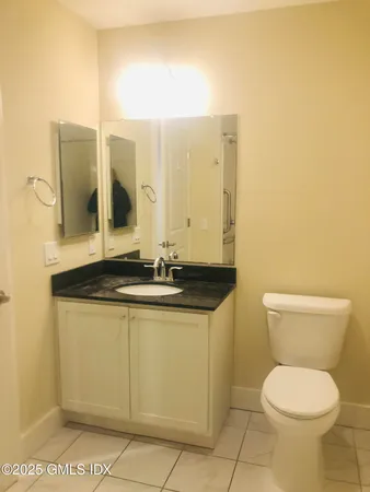 $2,900 | 180 Hamilton Avenue, Unit H, Greenwich, CT 06830