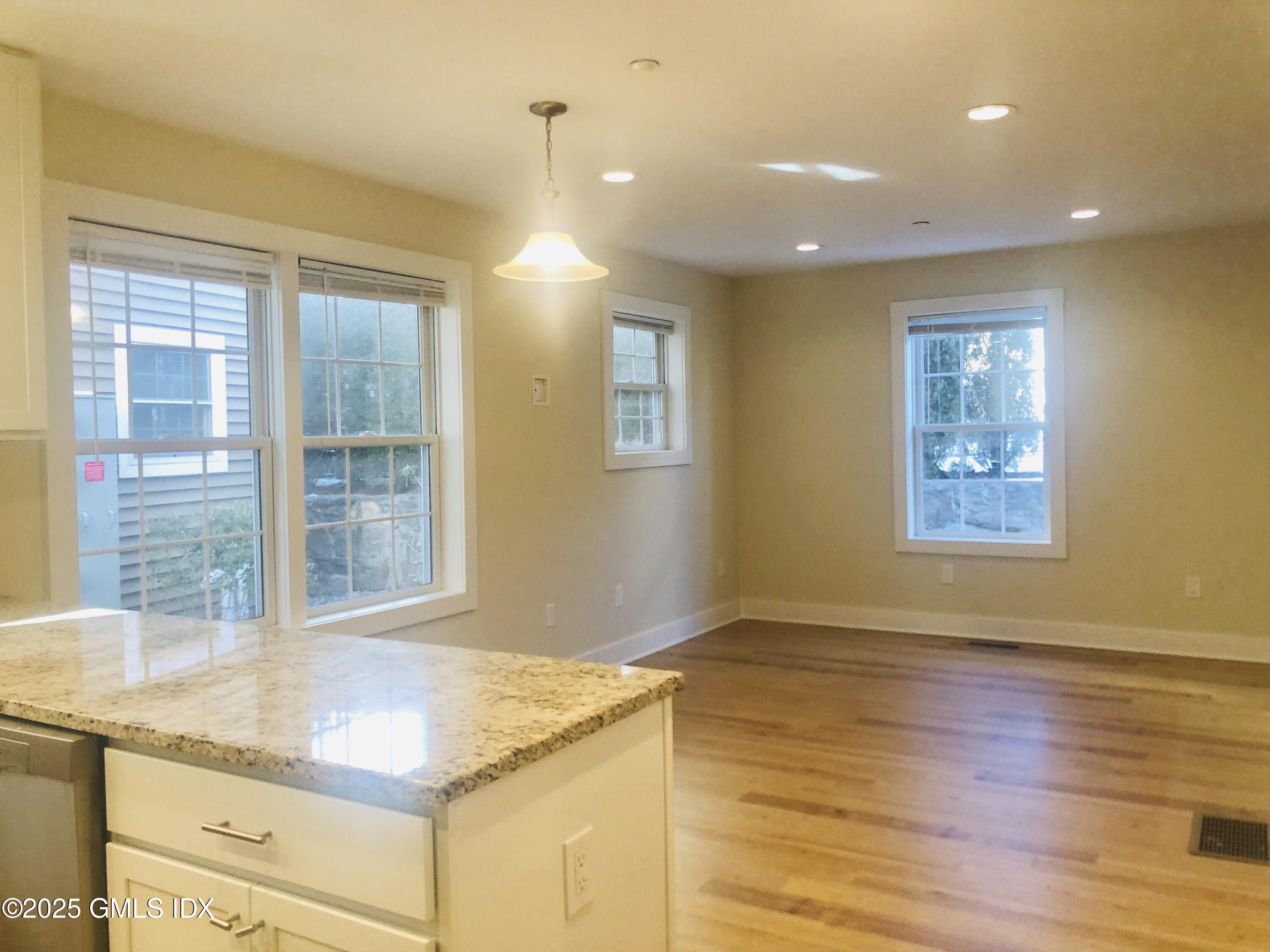 180 Hamilton Avenue, Unit H Greenwich, CT 06830 - Photo 9 of 16 IMG_4058