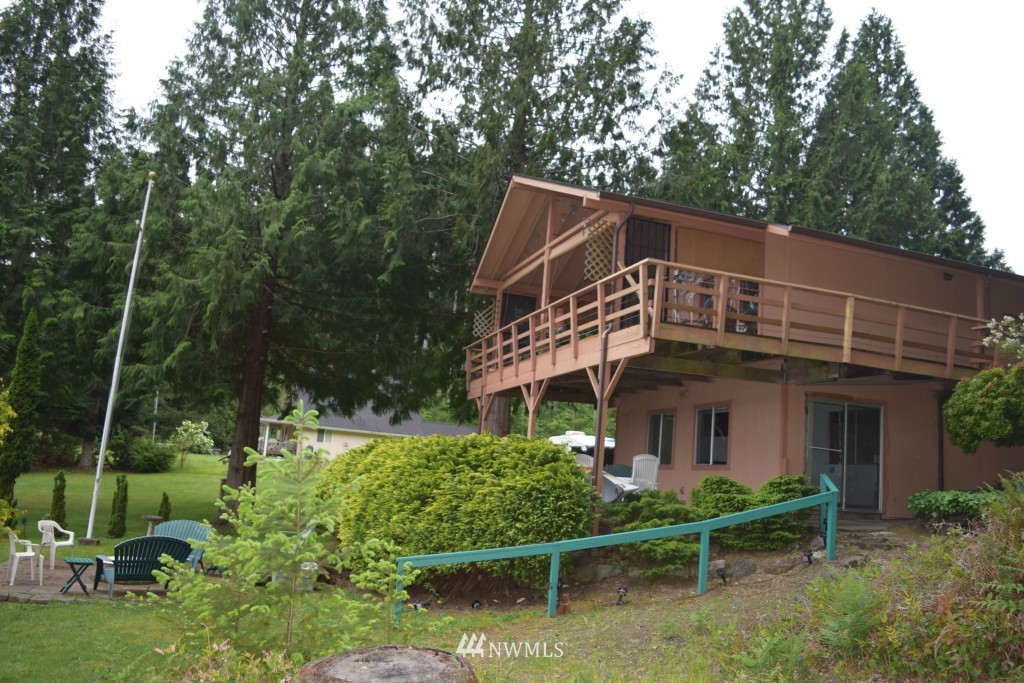 1980 East Phillips Lake Loop Road Shelton, WA 98584 - Photo 6 of 25 Gallery Image 6