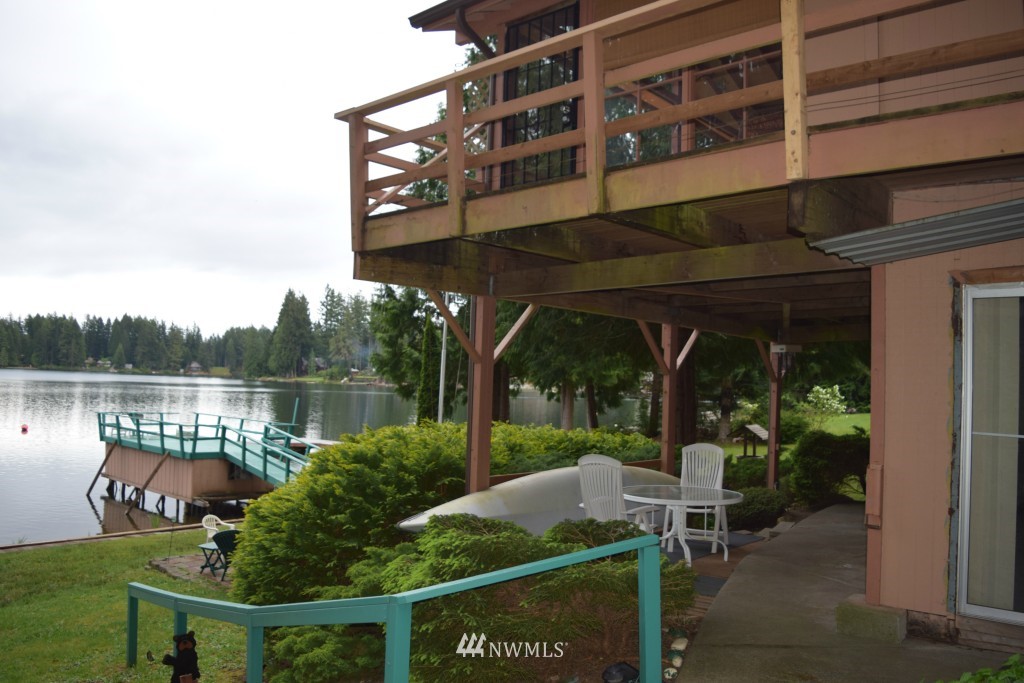 1980 East Phillips Lake Loop Road Shelton, WA 98584 - Photo 7 of 25 Gallery Image 7