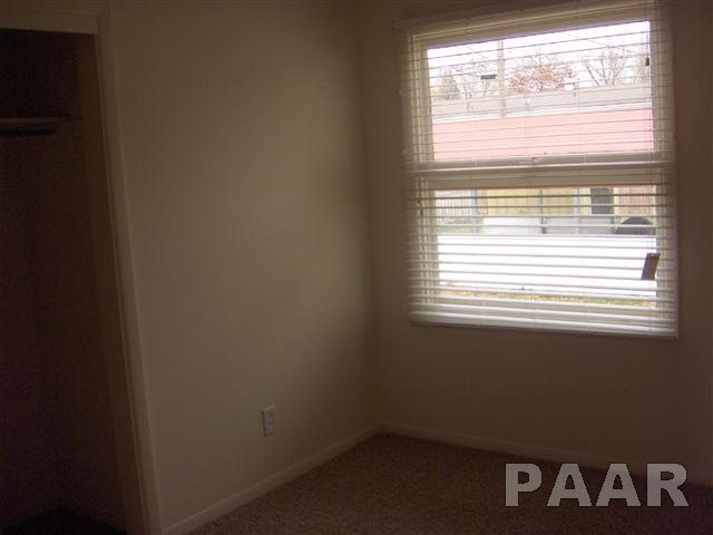 1609 West Cloverdale Road Chillicothe, IL 61523 - Photo 8 of 12 Gallery Image 8