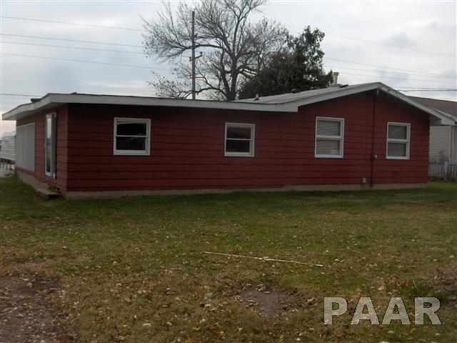 1609 West Cloverdale Road Chillicothe, IL 61523 - Photo 10 of 12 Gallery Image 10