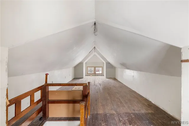 $89,900 | 2439 Niagara Avenue, Niagara Falls, NY 14305