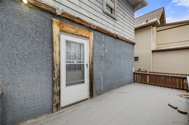 $89,900 | 2439 Niagara Avenue, Niagara Falls, NY 14305