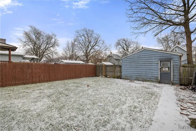 $89,900 | 2439 Niagara Avenue, Niagara Falls, NY 14305