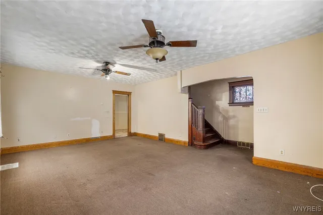 $89,900 | 2439 Niagara Avenue, Niagara Falls, NY 14305