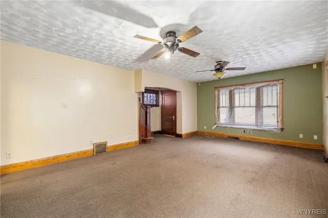 $89,900 | 2439 Niagara Avenue, Niagara Falls, NY 14305