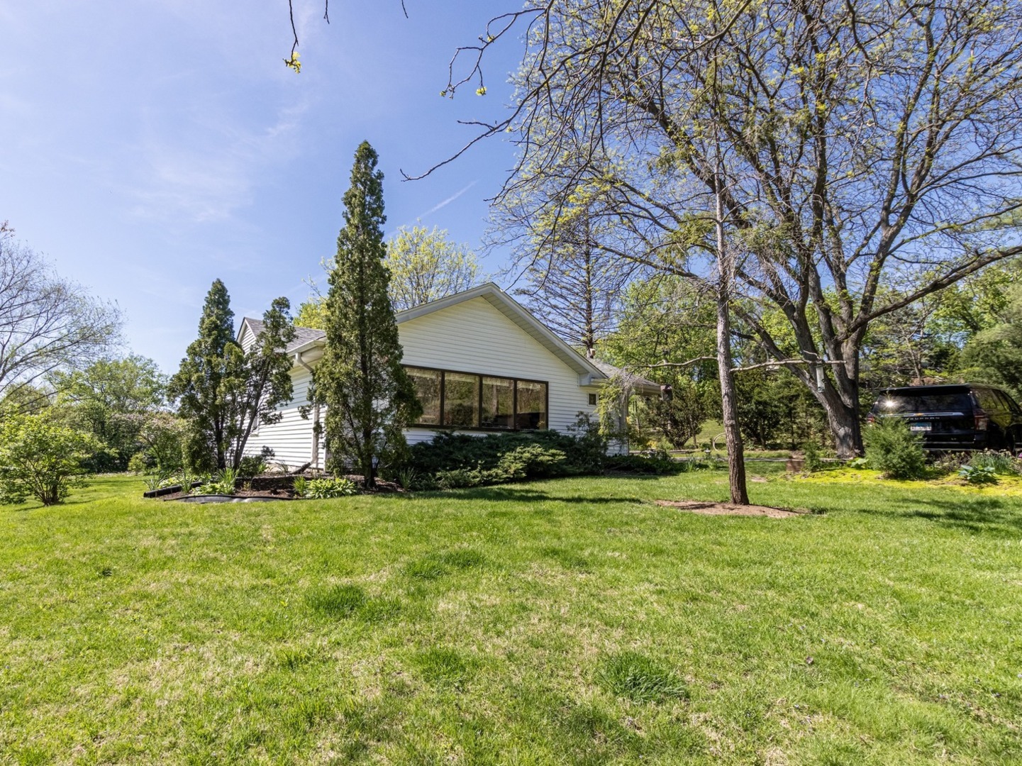 11-s104 South Jackson Street Burr Ridge, IL 60527 - Photo 3 of 12