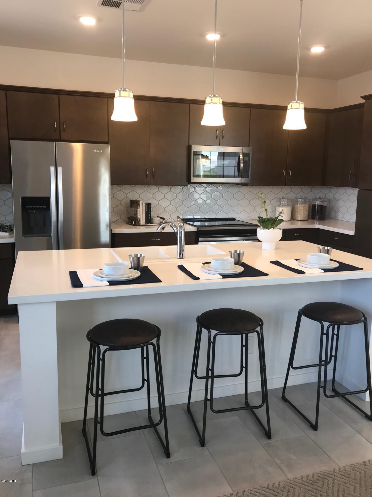 3900 East Baseline Road, Unit 160 Phoenix, AZ 85042 - Photo 1 of 7 Verde Kitchen