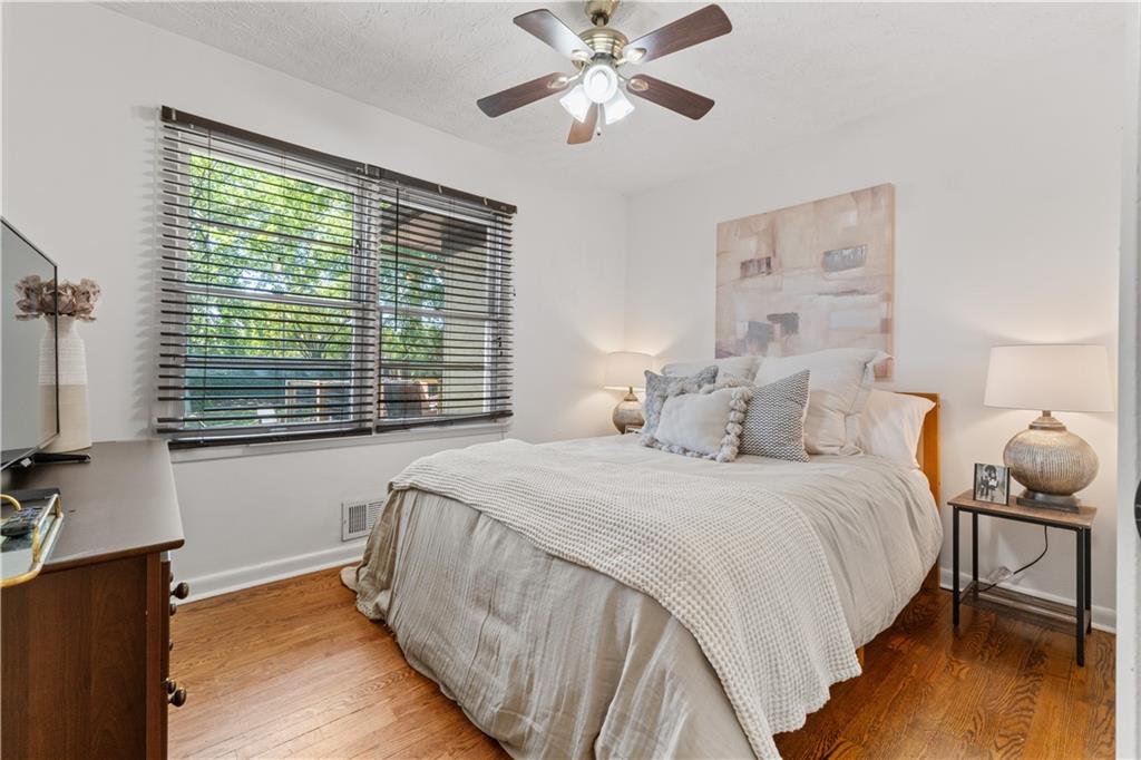 702 Burbank Drive Smyrna, GA 30080 - Photo 11 of 27