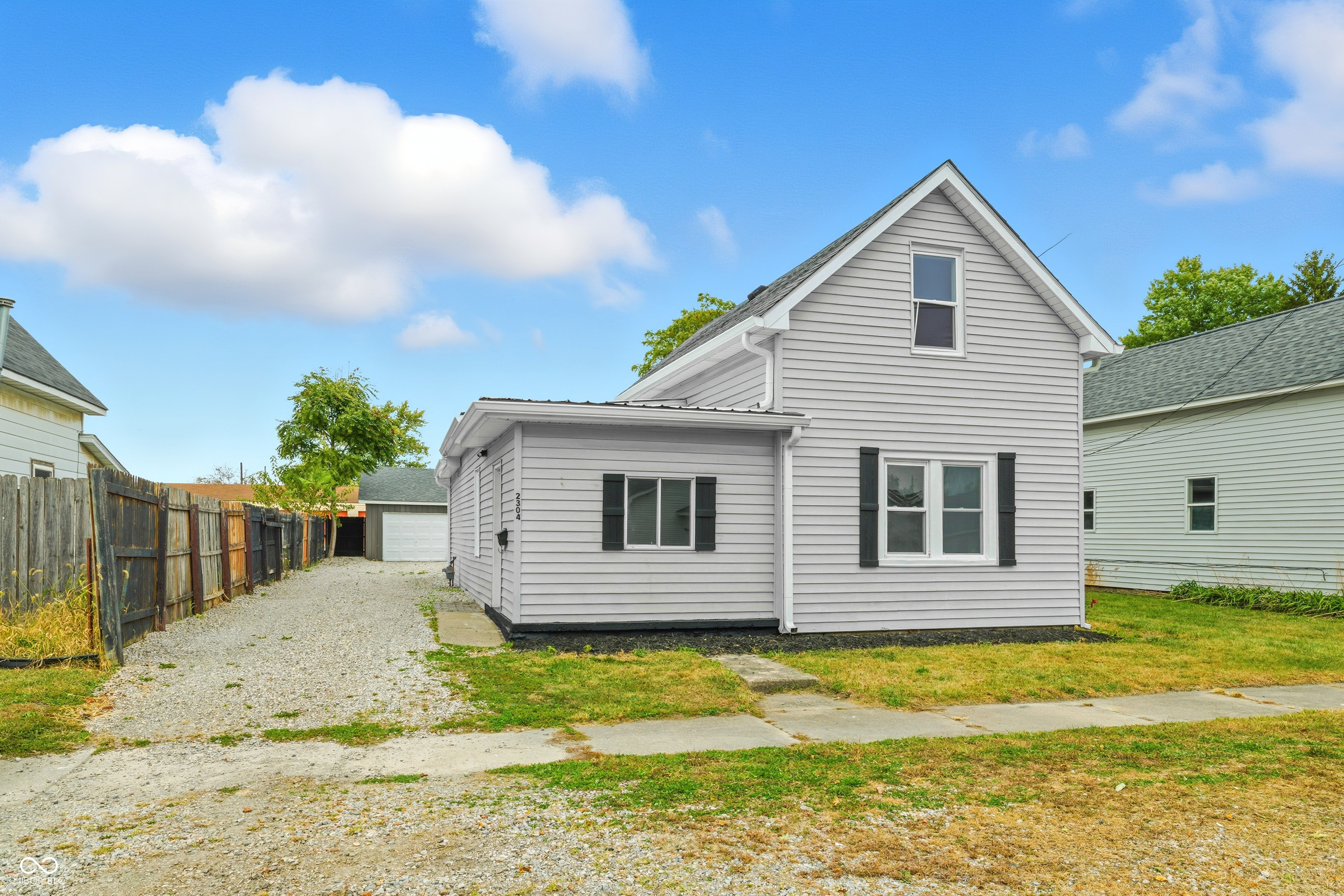 2304 South D Street Elwood, IN 46036 - Photo 2 of 23