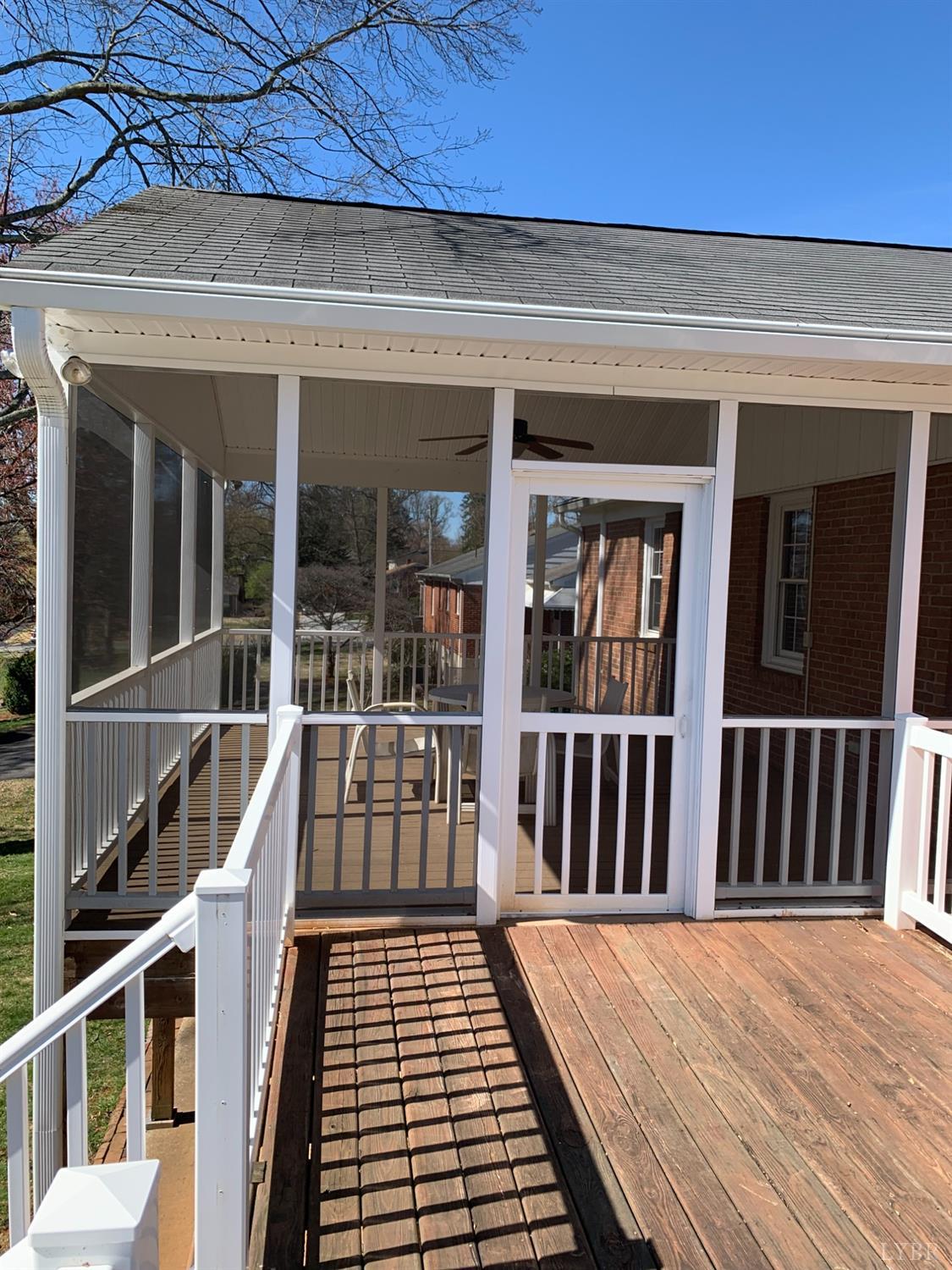 336 North Main Street Amherst, VA 24521 - Photo 32 of 60 a view of a balcony