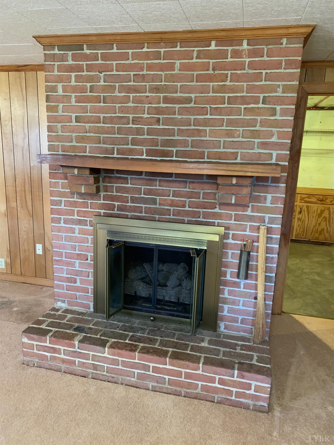 336 North Main Street Amherst, VA 24521 - Photo 44 of 60 a brick oven with fireplace on top