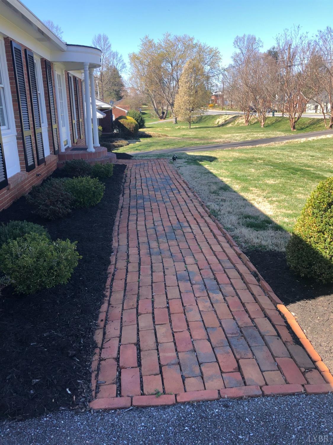 336 North Main Street Amherst, VA 24521 - Photo 6 of 60