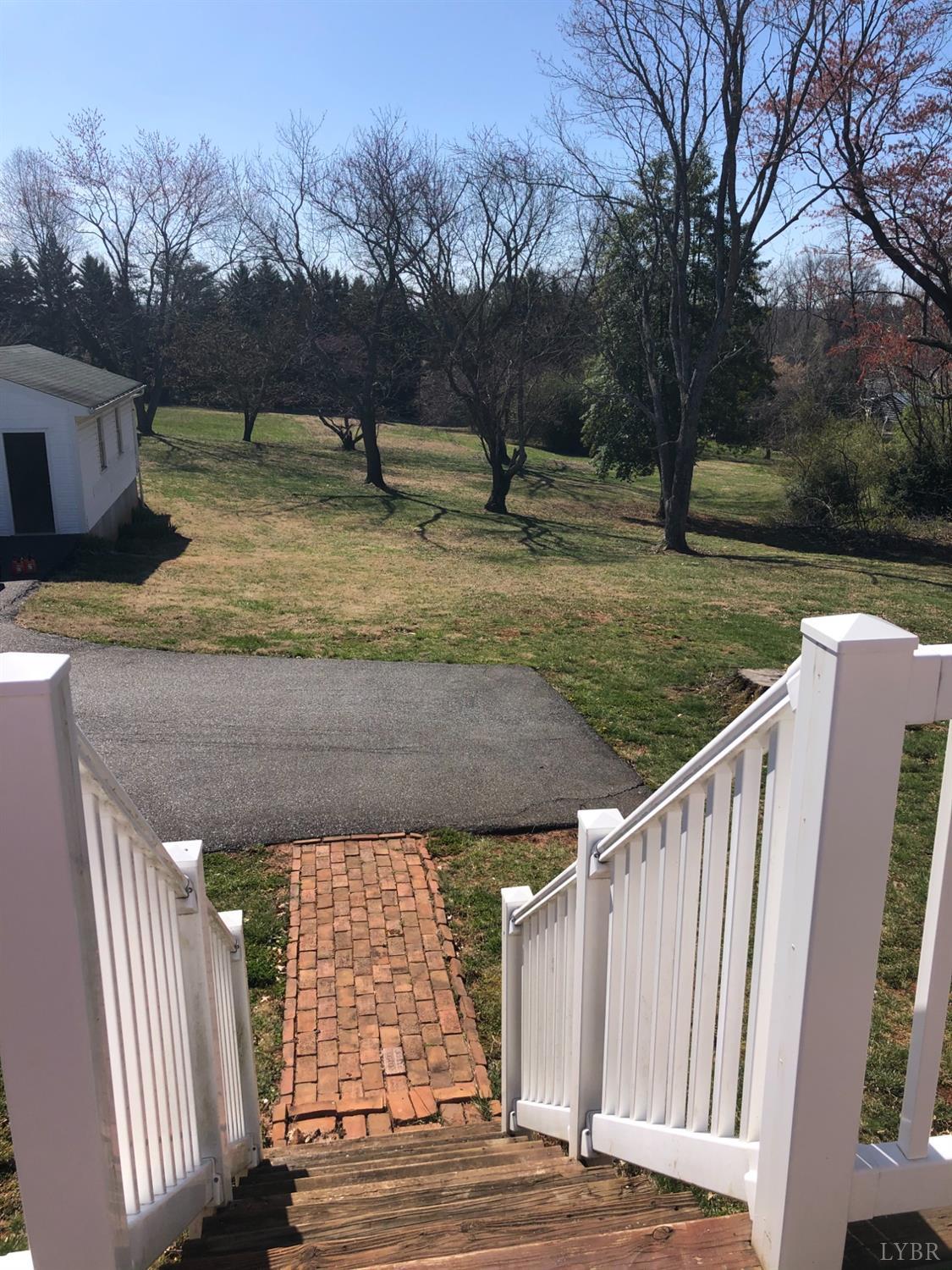 336 North Main Street Amherst, VA 24521 - Photo 7 of 60