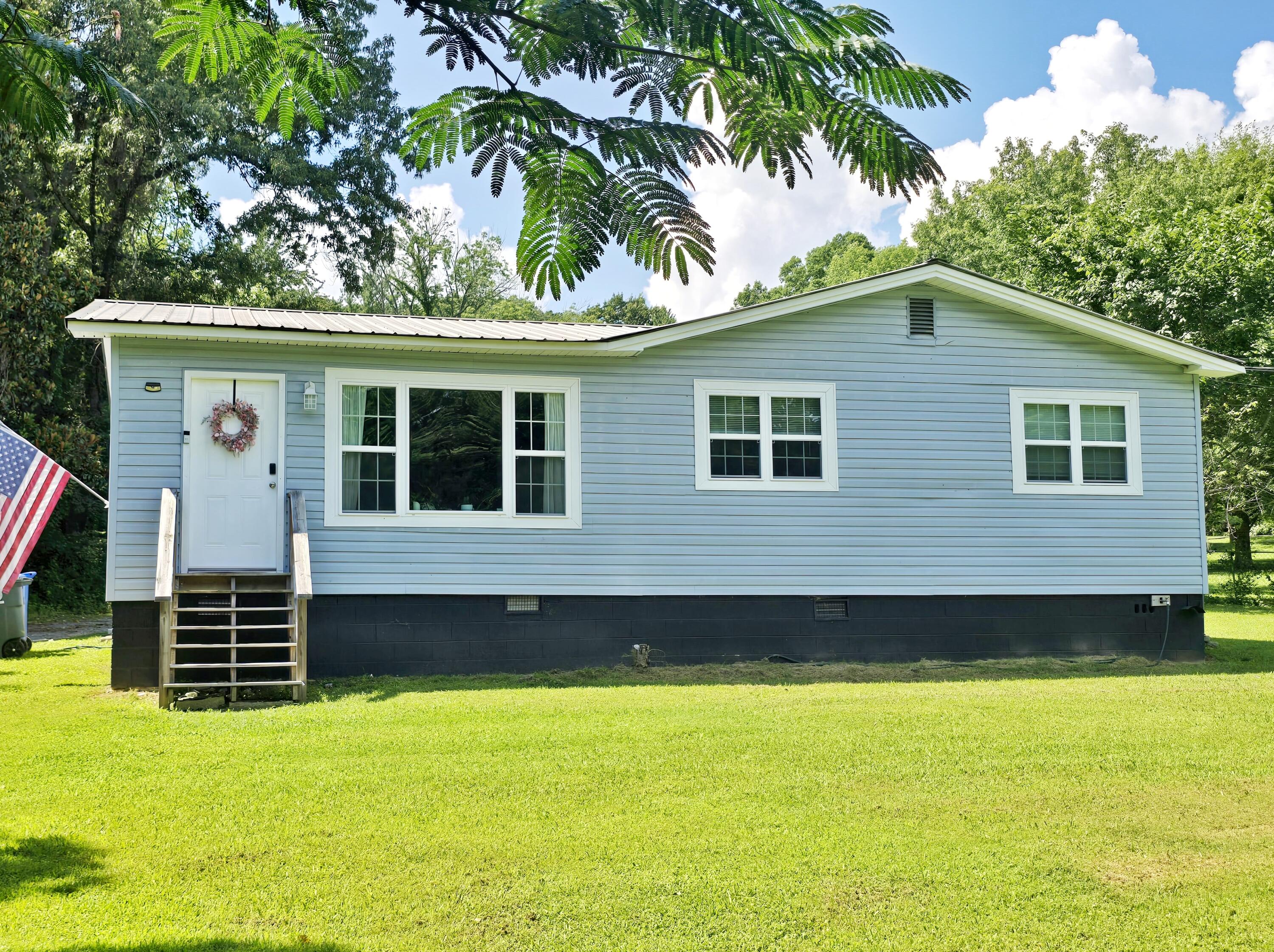 217 Dower Road Chattanooga, TN 37419 - Photo 1 of 20 Front View