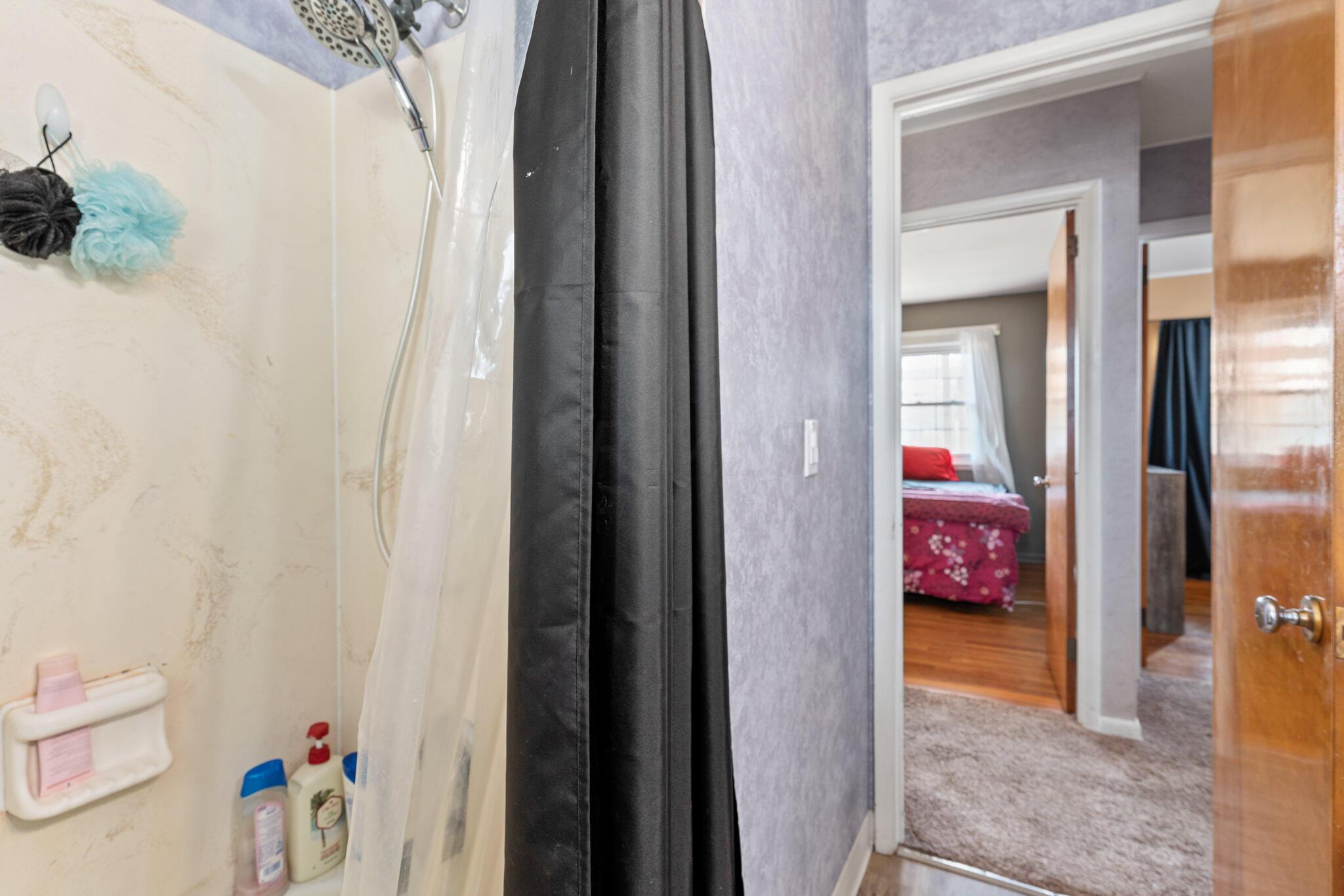 225 Darbyhurst Road Columbus, OH 43228 - Photo 21 of 31 Darbyhurst Zillow Sized-15
